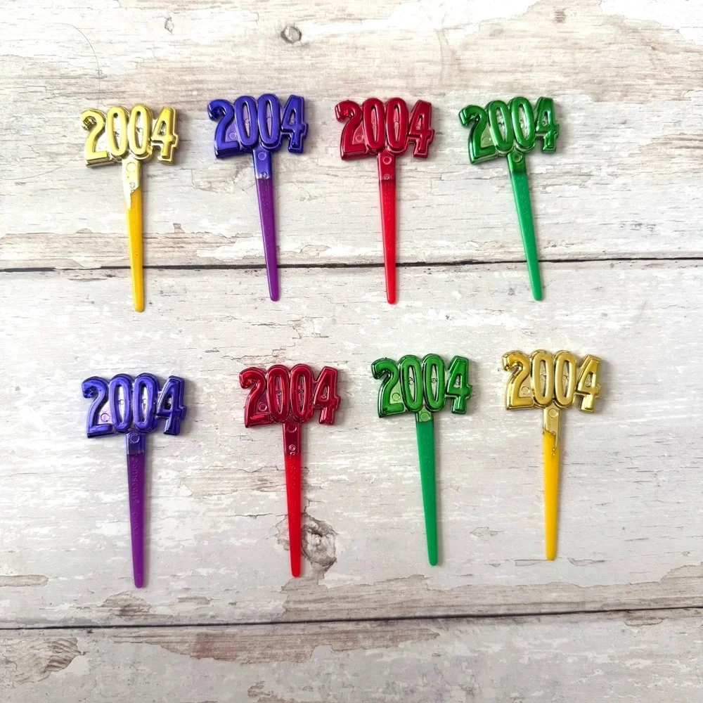 Class of 2004 Decor Picks Drcoarions Baking Cupcake Pics Set of 8 Nostalgia